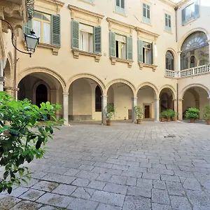 Apartment Palazzo Mazzarino - My Extra, Palermo