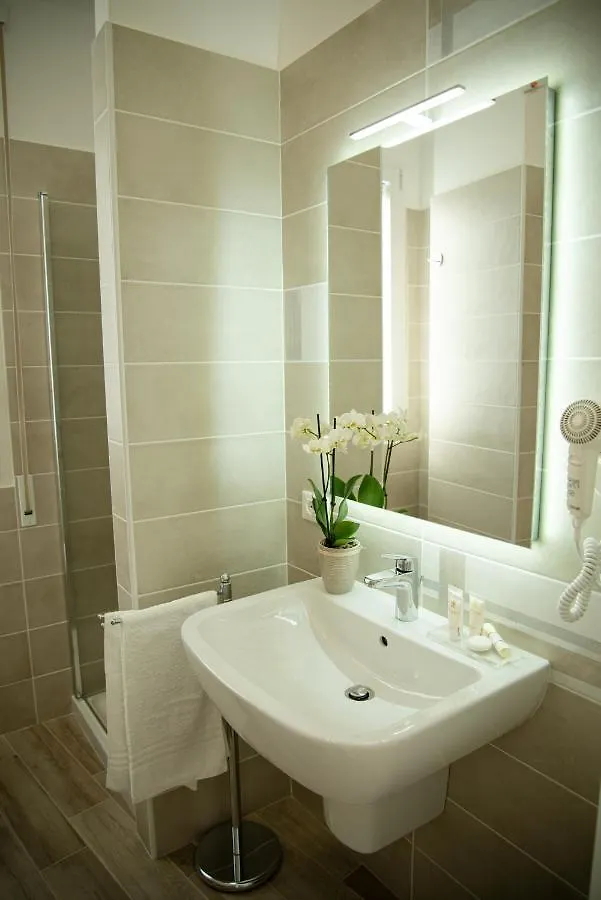 Porta Aragonese Luxury Rooms Palermo Italia