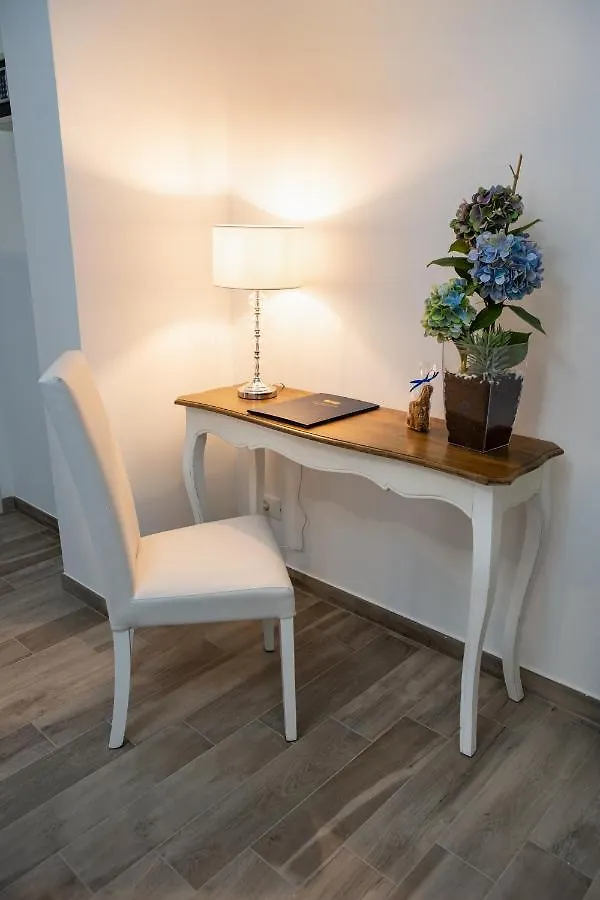 Porta Aragonese Luxury Rooms Palermo Italia