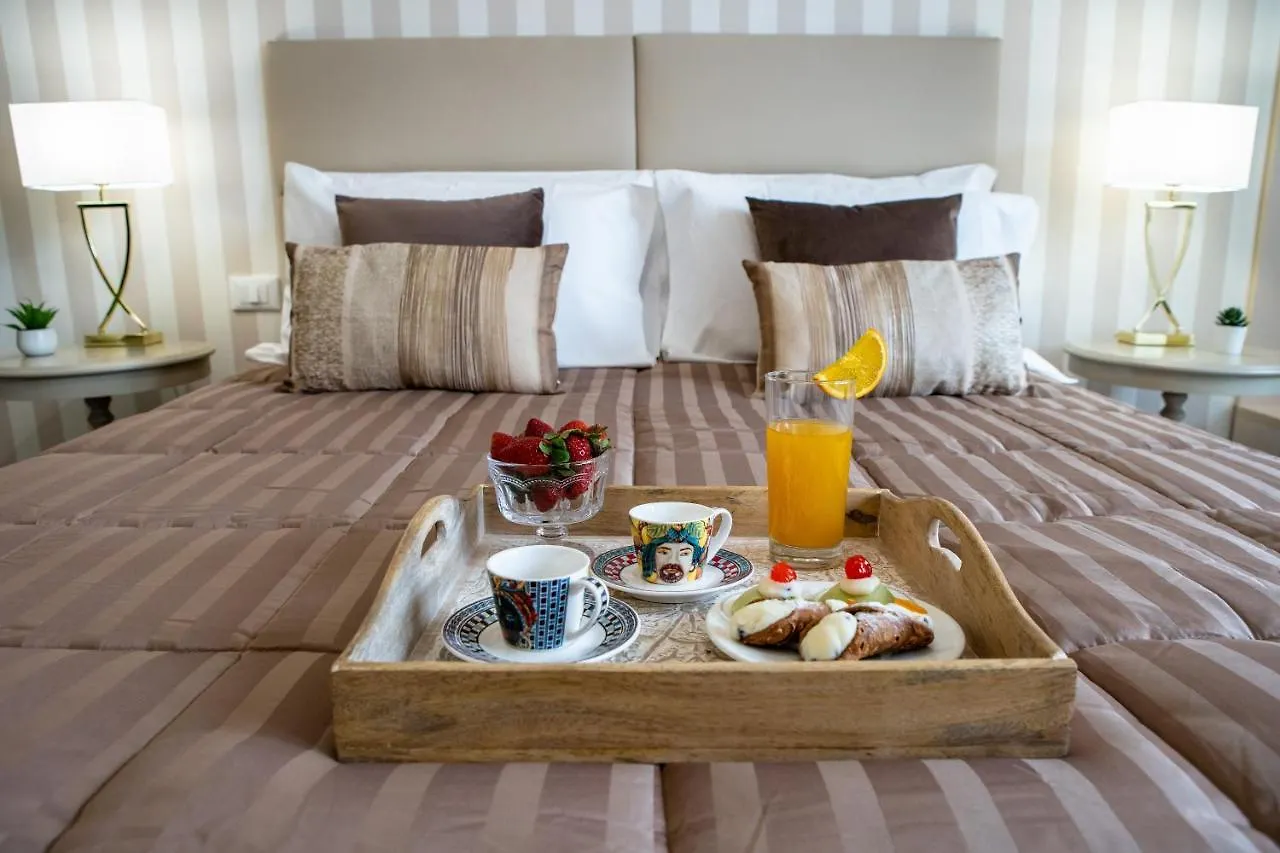 Porta Aragonese Luxury Rooms Palermo Affittacamere