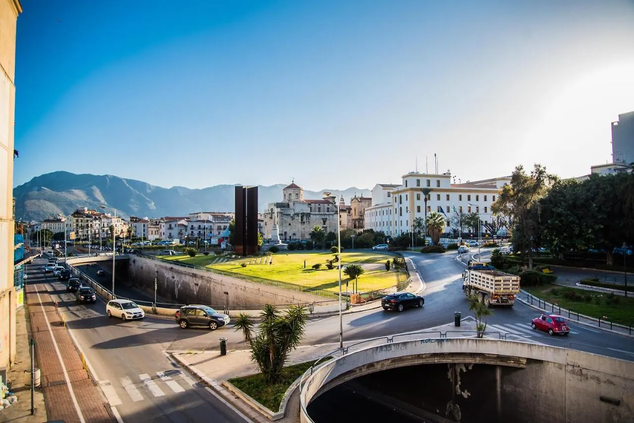 Porta Aragonese Luxury Rooms Palermo Affittacamere